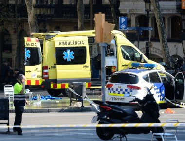 Επίθεση Βαρκελώνης:  Βρέθηκε το δεύτερο φορτηγάκι που αναζητούσε η αστυνομία (φωτό)